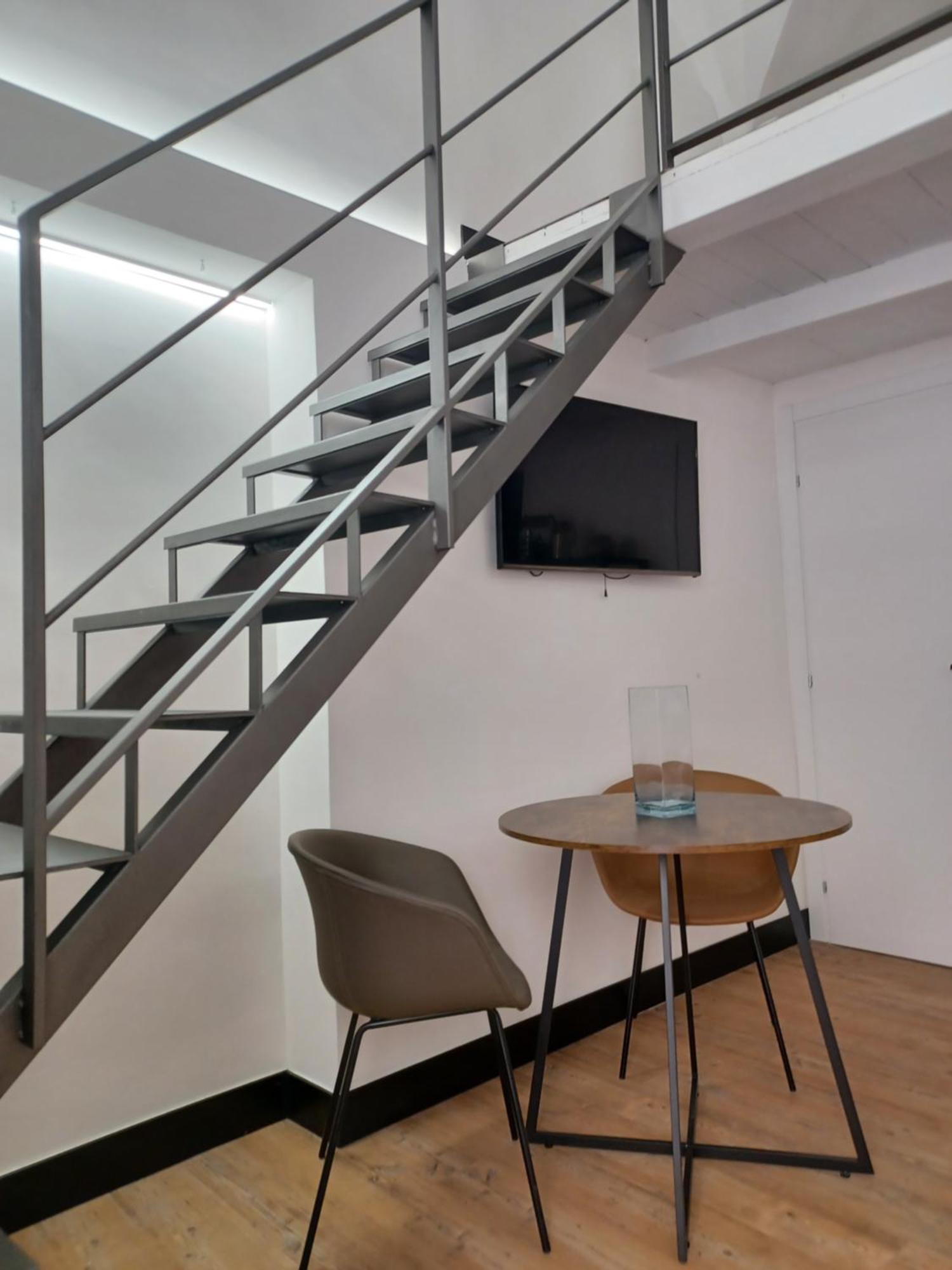 Studio Split Level,1703554774:JPEG